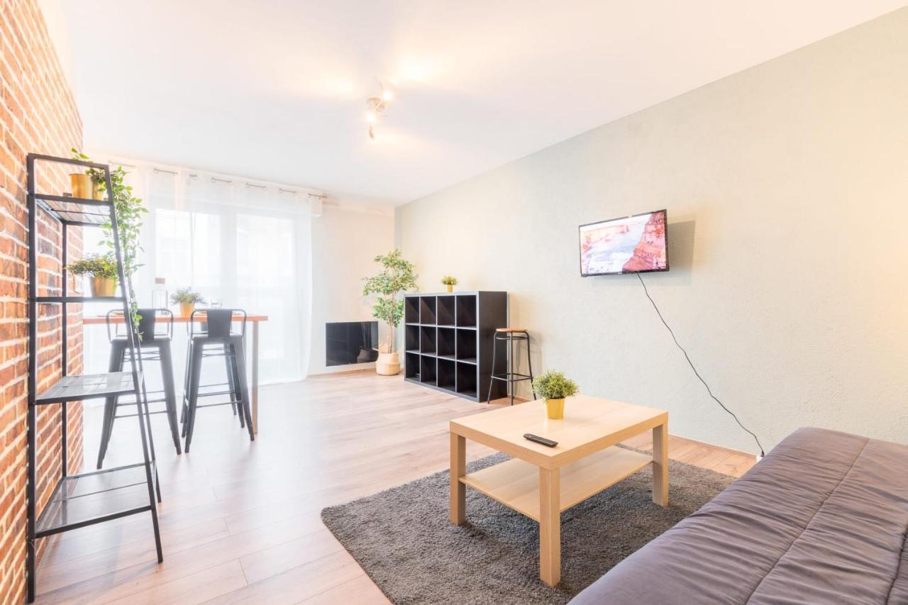 Charmant 1 Bedroom Center Лілль Екстер'єр фото